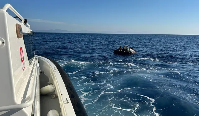 Muğla açıklarında 23 düzensiz göçmen kurtarıldı