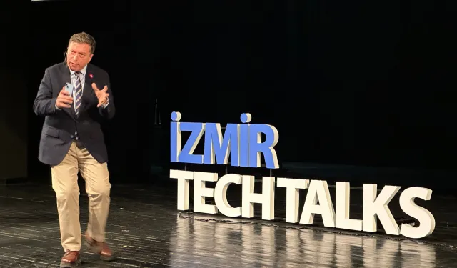 İzmir Fuarı'nda TechTalks heyecanı: Geleceğin dijital dünyası konuşuldu