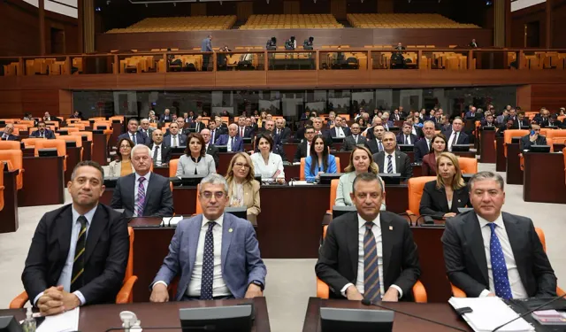 1 Kasım'da başlayacak: CHP'den milletvekili kampı