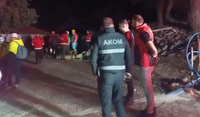 Adana'da deprem: Hasarlı ev sayısı belli oldu