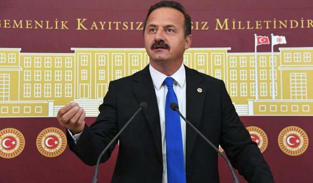 Eski İYİ Parti sözcüsü Yavuz Ağıroğlu, Anahtar Parti'nin kuruluş dilekçesini verdi