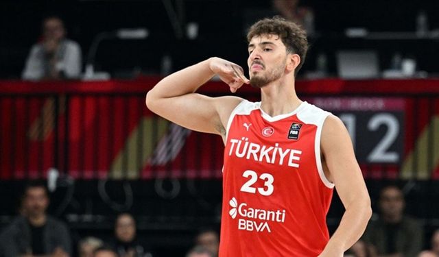 Milli basketbolcudan tarihi anlaşma: 185 milyon dolar kazanacak