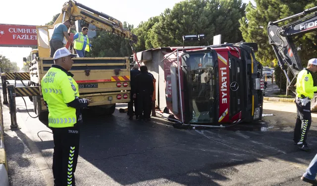 Aydın'da itfaiye aracıyla otomobilin çarpıştı: 7 kişi yaralandı