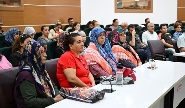 Bornova'da Kadın Çiftçiler Günü unutulmadı