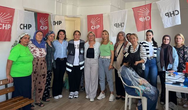 CHP'den İzmir'de kuaför desteği: Ne gelinlik giydim, ne kuaföre gittim