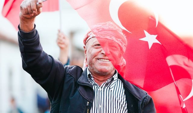 Cumhuriyet Her Yerde: Urla'da coşkulu kutlama