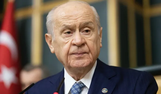 Bahçeli'den DEM Parti'yle tokalaşma açıklaması: Kaynaştırıcı ve Türkiye partisi olma vasfının işareti