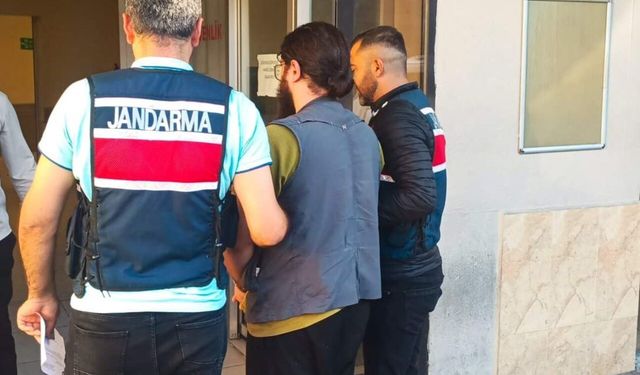 İzmir'de El Kaide operasyonu: Terör örgütüne eleman temin ediyorlardı