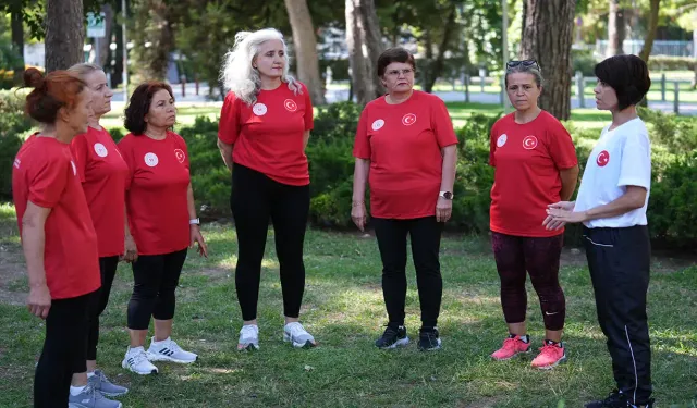 İzmir'de 6 emekli kadın yapılamaz denileni yaptı