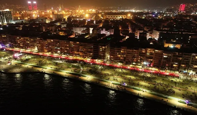İzmir'de tarihi gün: Meydanlar dolacak, Gündoğdu yankılanacak