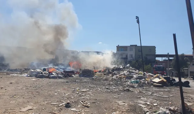 İzmir'de çağ dışı görüntüler: Atıklar yakılarak bertaraf ediliyor