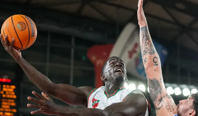 Karşıyaka potada ilk galibiyetini aldı: 84-74