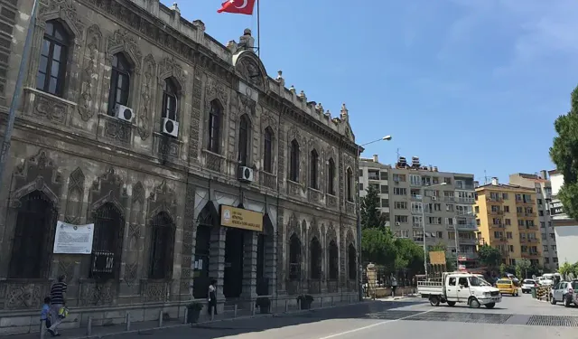 Kenti ayağa kaldırmak için: Türkiye'nin ilk piyangosu İzmir'de çekildi