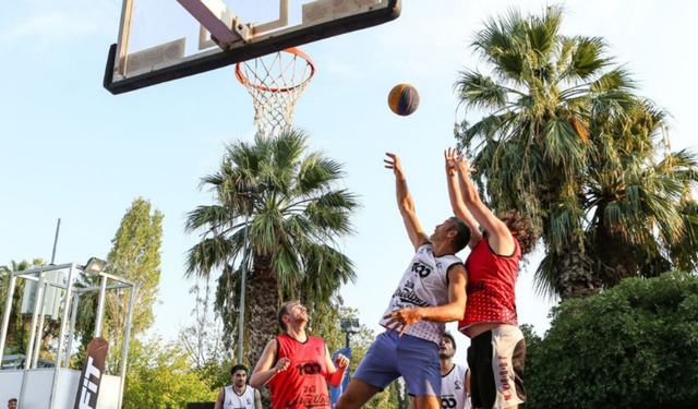 Göztepe'den basketbol turnuvası: Şampiyon takıma iç saha kombinesi