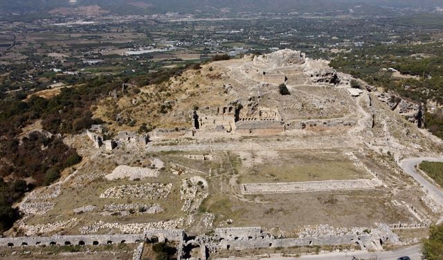 Muğla'nın antik kenti eski ihtişamına kavuşuyor: Çalışmalar 2025 yılında tamamlanacak