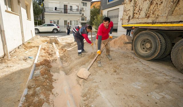 Gaziemir'de taşkınlar tarihe karıştı: Bülbül Sokak’a yeni ızgara hattı