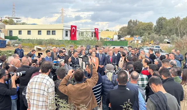 CHP, İzmir'deki kaçak tarikat yurduna çıkarma yaptı: Arkasında AKP'li siyasetçiler var