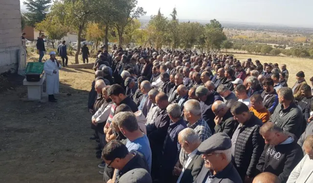 Denizli'de yürek burkan ölüm: Bahçede dinlenirken hayatını kaybetti