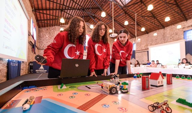 İzmir'de heyecanlı etkinlik için geri sayım başladı: Dünya Robot Olimpiyatları başlıyor