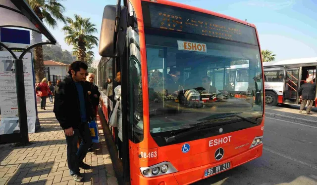 İzmir'de haftasonu toplu taşıma kullanacaklar dikkat! Sınav ayarı geldi