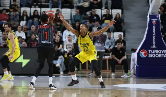 Manisa Basket, sahasında Fenerbahçe Beko'ya mağlup oldu