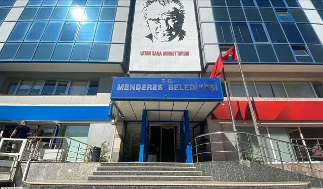 Menderes Belediyesi hala kaynayan kazan: Meclis üyeleri şimdi de savcılığa gitti!