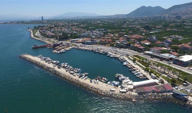 İzmir Narlıdere'de icradan satılık 90 m² daire