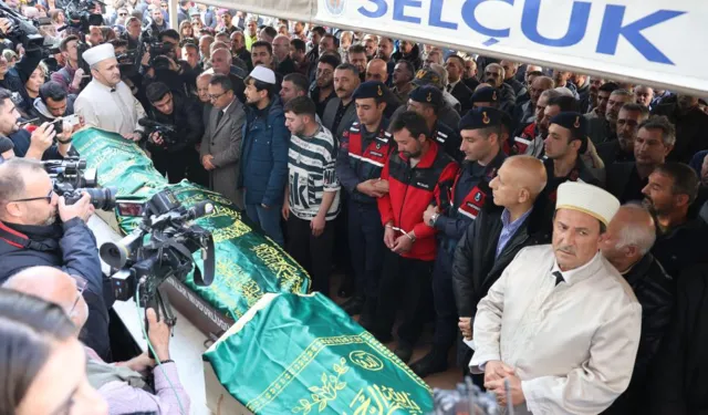 Selçuk'ta en acı veda: 5 kardeş, 5 tabut