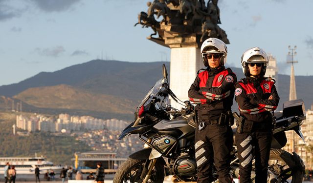 İzmir'de Motosikletli Polis Timleri göz açtırmıyor