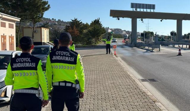 Çeşme'de Yılbaşı öncesi güvenlik tedbirleri güçlendirildi