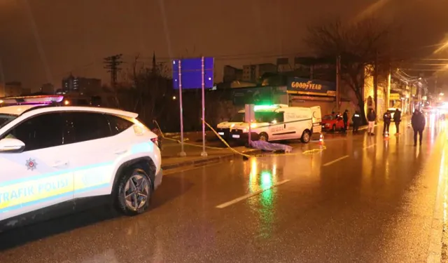 Denizli'de acı olay: Alkollü sürücü yolun karşısına geçen yayayı hayattan kopardı