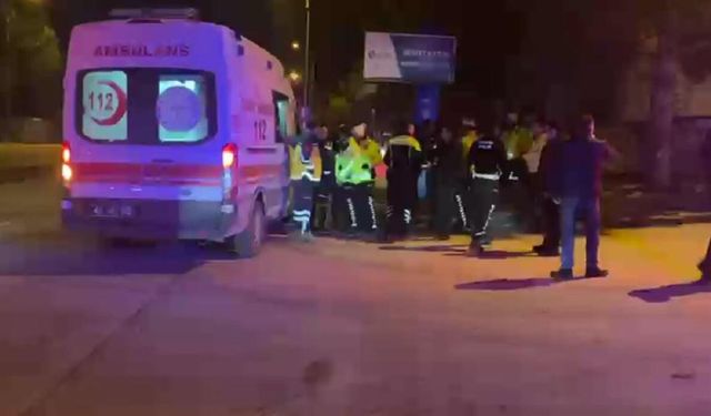 Dur ihtarına uymadı: Polise çarpıp kaçtı