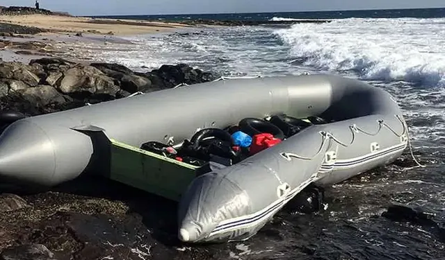 İzmir'de sahil güvenlik operasyonu: 33 göçmen kurtarıldı