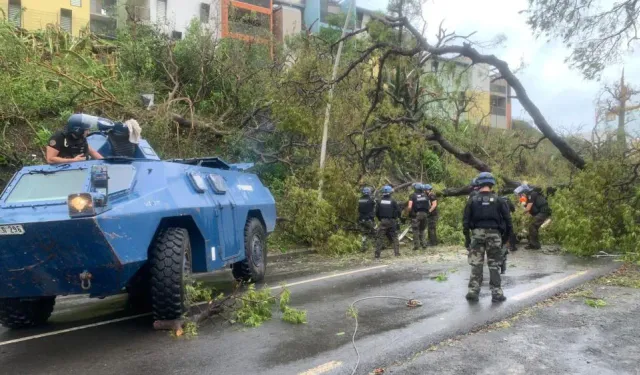 Fransa’nın denizaşırı toprağı Mayotte’yi kasırga vurdu: 100'den fazla ölü olabilir