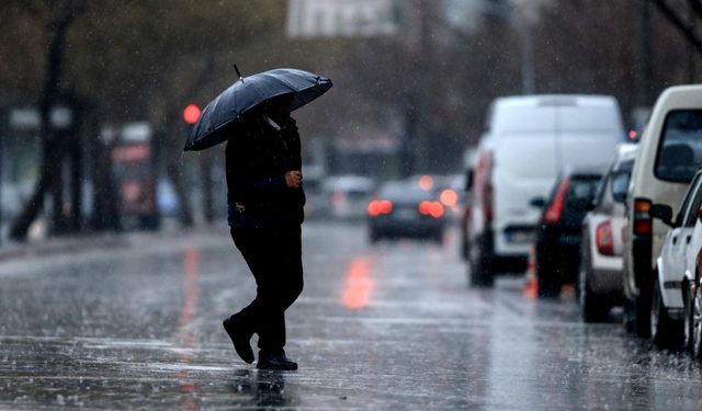 Türkiye'de bugün hava durumu: Yağışlar ve soğuk hava etkili olacak