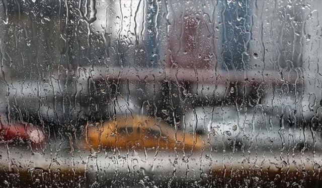 İzmir yağışa teslim: Ödemiş-Bayındır yolu ile Tire-Torbalı yollarına dikkat!