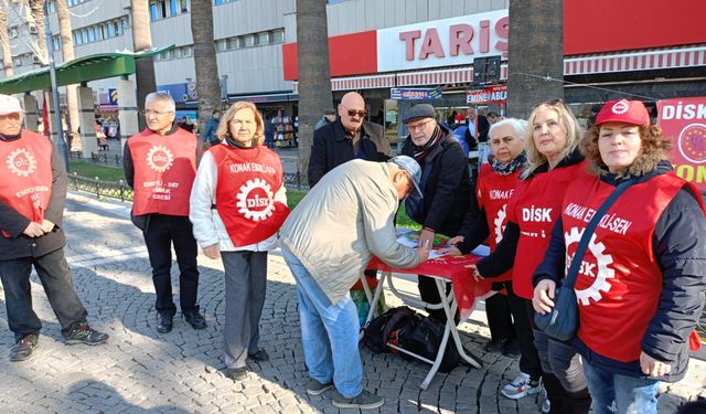 İzmir'de emeklilerden çağrı: Enflasyon karşısında refah kaybına dur denilsin!