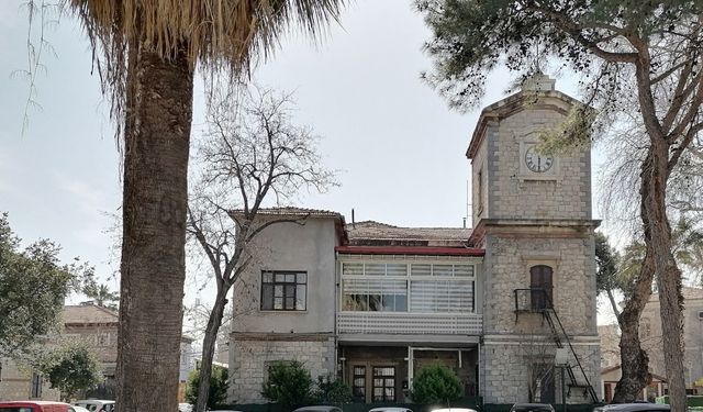 Herkes yanlış biliyor: İzmir'in ilk saat kulesi aslında Alsancak'ta