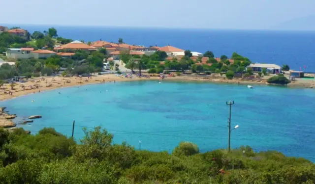 İzmir'de kışın sakin bir gün geçirmek isteyen soluğu bu plajda alıyor: Deniz manzarası ve doğası insanlara huzur veriyor