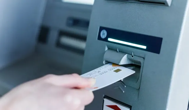 ATM'lerde yeni dönem: Para çekme limitleri güncellendi