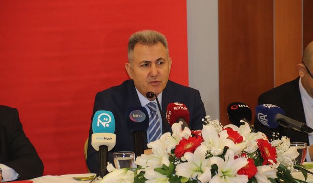 İzmir Valisi Elban: Zehir tacirleriyle mücadelemizi daha da sıklaştıracağız