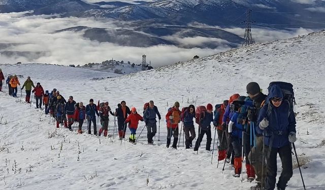 Aydınlı dağcılardan Sarıkamış şehitleri için anlamlı tırmanış