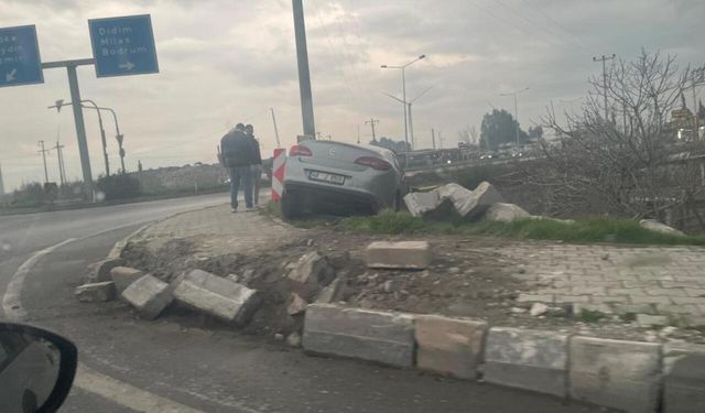 Söke’de yağışlı hava kazaya sebep oldu: Otomobil yoldan çıktı