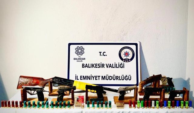 Emniyetten şafak operasyonu: Silah ve yasaklı madde ele geçirildi