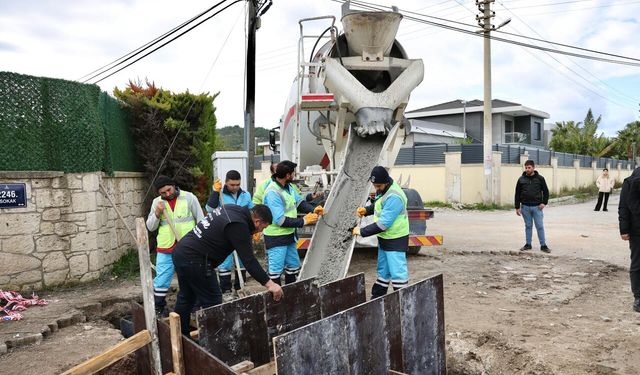 Çeşme'de altyapı yatırımları sürüyor: Su baskınlarının önüne geçilecek