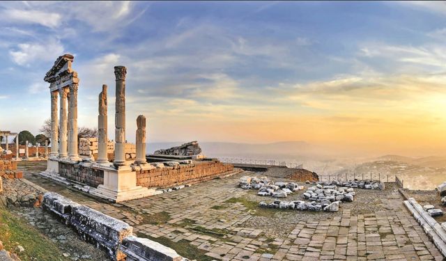 UNESCO'nun İzmir hazineleri: Bergama ve Efes