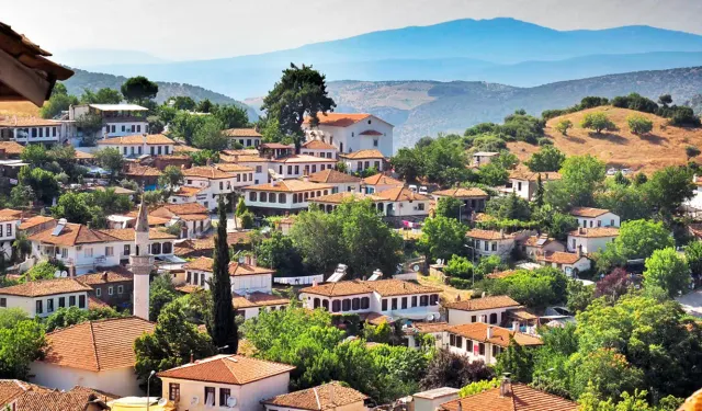 Tarihi değeri ile adeta bir açık hava müzesi: İzmir'in 5 bin yıllık köyü Birgi, UNESCO yolunda