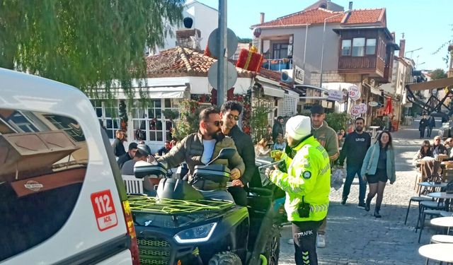 Çeşme’de motosiklet denetimleri: 23 sürücüye ceza kesildi