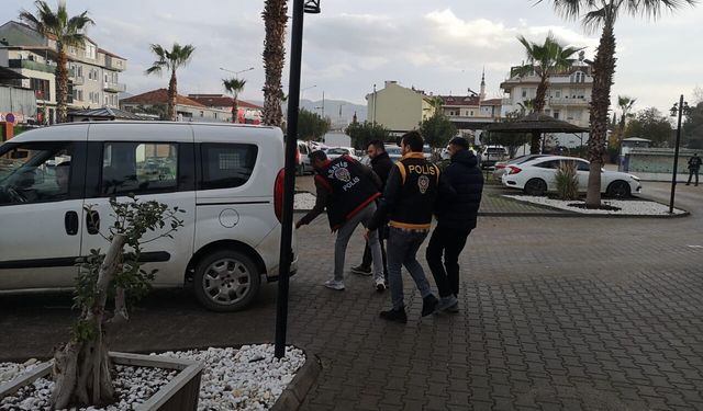 Gasp suçundan aranan 2 zanlı Fethiye'de tutuklandı!