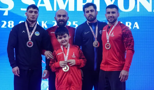 İzmir spor kenti olma yolunda: Güreşte başarı üstüne başarı